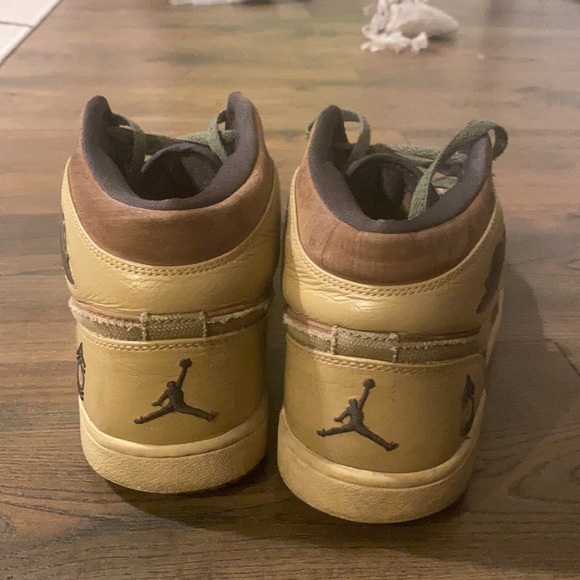 Jordan 1s - Picture 4 of 5